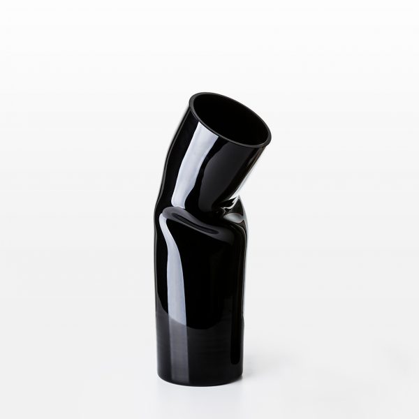Roura vase black